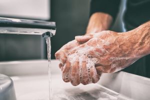 Unverändert wichtig: Gründliches Händewaschen!